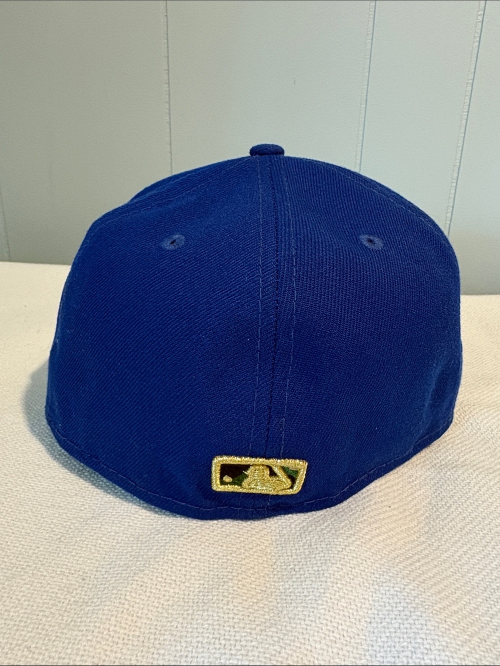 New Era Royal Blue Fitted Cap with camo brim and Gold Embroidered Logo - Picture 4 of 8
